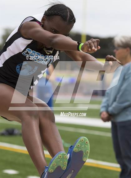 Thumbnail 3 in CIF Los Angeles City Section Track and Field Championships(Field Events)  photogallery.