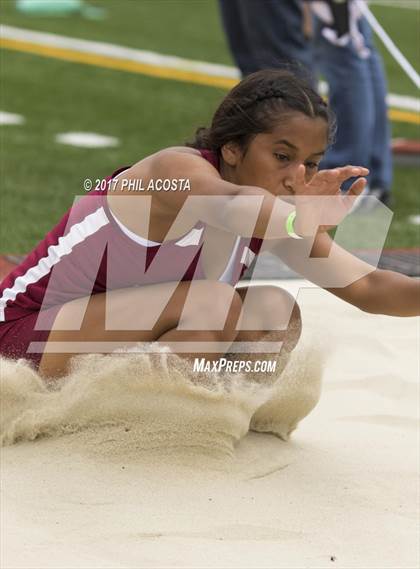 Thumbnail 1 in CIF Los Angeles City Section Track and Field Championships(Field Events)  photogallery.