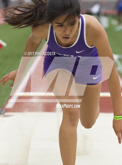 Thumbnail 1 in CIF Los Angeles City Section Track and Field Championships(Field Events)  photogallery.