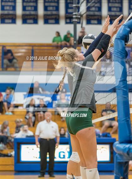 Thumbnail 1 in Cathedral vs. Indianapolis Scecina Memorial photogallery.