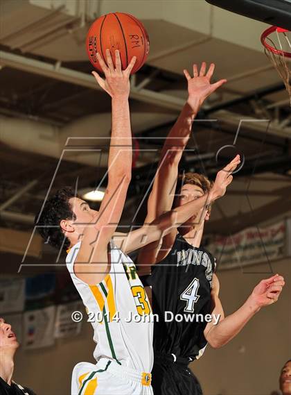 Thumbnail 1 in Palos Verdes Peninsula vs. Brea Olinda (MaxPreps Holiday Classic) photogallery.