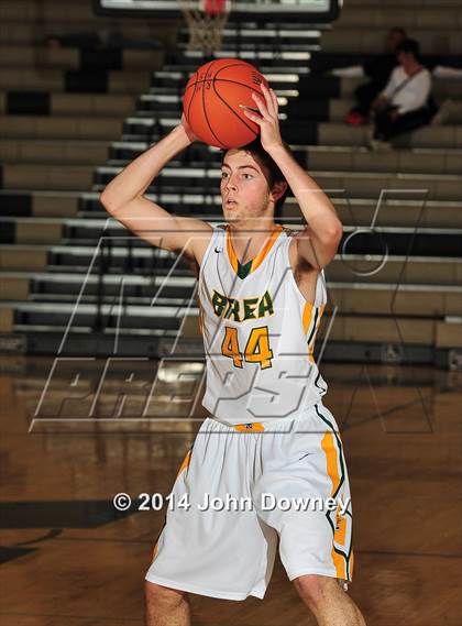 Thumbnail 1 in Palos Verdes Peninsula vs. Brea Olinda (MaxPreps Holiday Classic) photogallery.