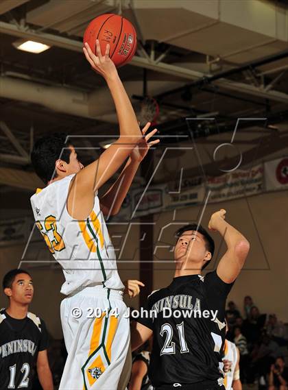 Thumbnail 1 in Palos Verdes Peninsula vs. Brea Olinda (MaxPreps Holiday Classic) photogallery.