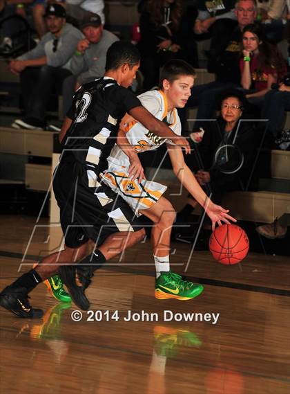 Thumbnail 3 in Palos Verdes Peninsula vs. Brea Olinda (MaxPreps Holiday Classic) photogallery.