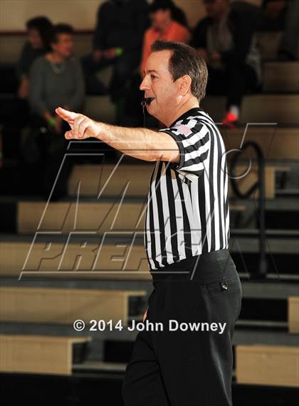 Thumbnail 2 in Palos Verdes Peninsula vs. Brea Olinda (MaxPreps Holiday Classic) photogallery.