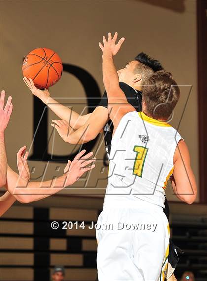 Thumbnail 3 in Palos Verdes Peninsula vs. Brea Olinda (MaxPreps Holiday Classic) photogallery.