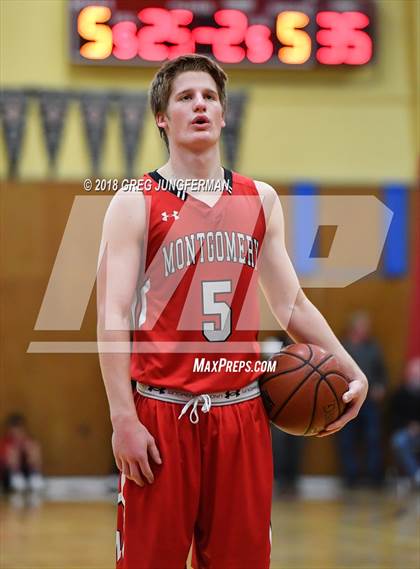 Thumbnail 1 in Montgomery @ Cardinal Newman photogallery.