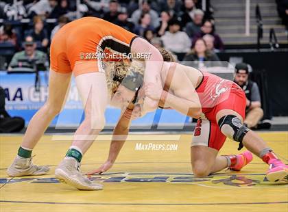 Thumbnail 1 in NYSPHSAA Division 2 State Championships  (Finals 152, 160 & 170) photogallery.