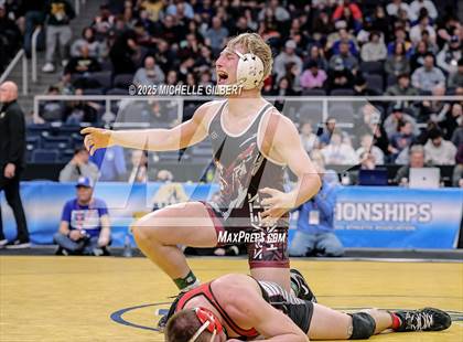 Thumbnail 2 in NYSPHSAA Division 2 State Championships  (Finals 152, 160 & 170) photogallery.
