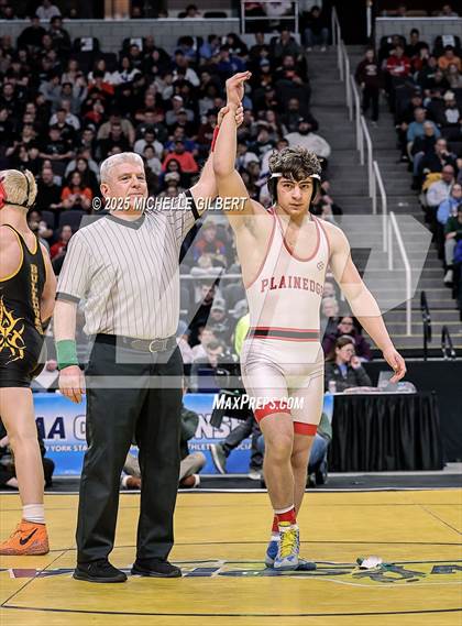 Thumbnail 3 in NYSPHSAA Division 2 State Championships  (Finals 152, 160 & 170) photogallery.
