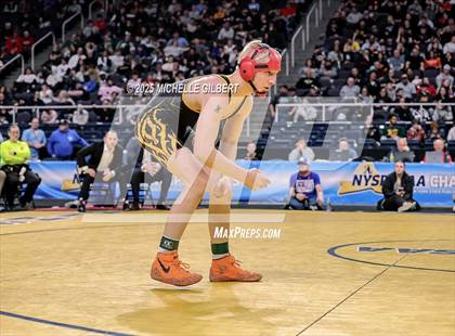 Thumbnail 3 in NYSPHSAA Division 2 State Championships  (Finals 152, 160 & 170) photogallery.