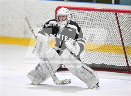 Thumbnail 3 in Xavier @ Fairfield Prep (SCC D1 Semifinal) photogallery.