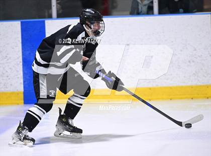 Thumbnail 3 in Xavier @ Fairfield Prep (SCC D1 Semifinal) photogallery.