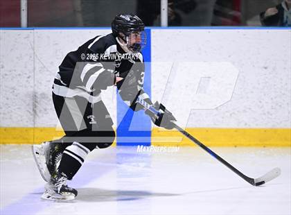 Thumbnail 2 in Xavier @ Fairfield Prep (SCC D1 Semifinal) photogallery.