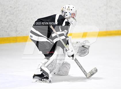 Thumbnail 3 in Xavier @ Fairfield Prep (SCC D1 Semifinal) photogallery.