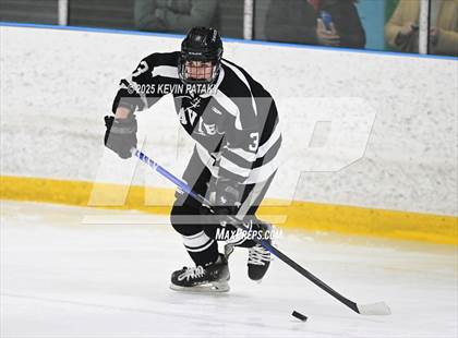 Thumbnail 3 in Xavier @ Fairfield Prep (SCC D1 Semifinal) photogallery.