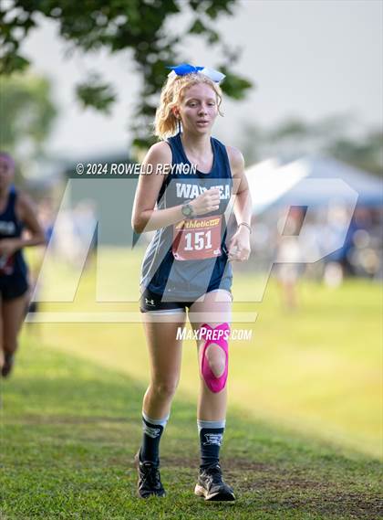 Thumbnail 3 in Kauai Championships photogallery.