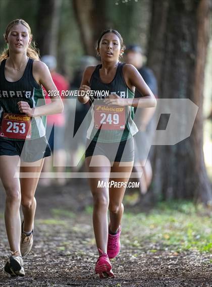 Thumbnail 3 in Kauai Championships photogallery.