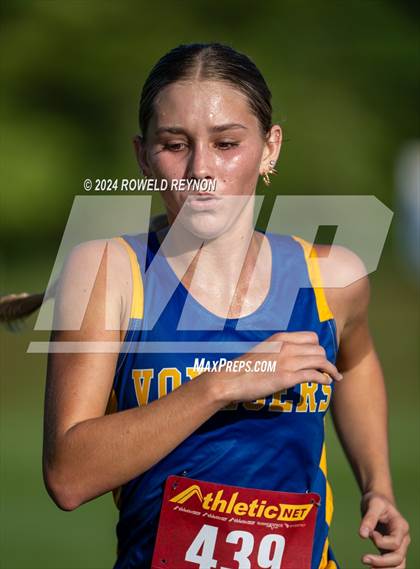 Thumbnail 2 in Kauai Championships photogallery.