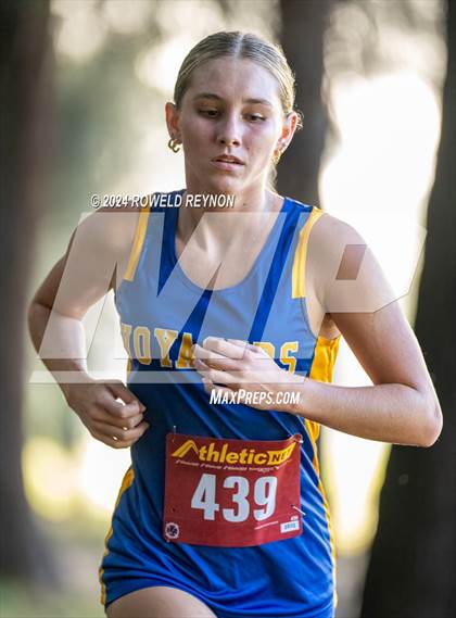 Thumbnail 1 in Kauai Championships photogallery.