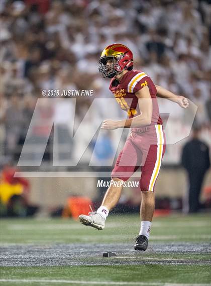 Thumbnail 3 in Cathedral Catholic vs. Torrey Pines (CIF SDS Open Division Final) photogallery.