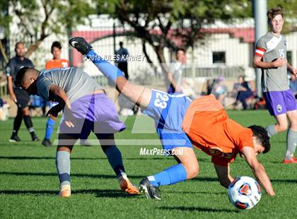 Thumbnail 2 in Bishop Gorman vs Silverado (NIAA 4A Quarterfinal) photogallery.