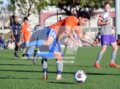 Thumbnail 3 in Bishop Gorman vs Silverado (NIAA 4A Quarterfinal) photogallery.