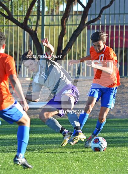 Thumbnail 3 in Bishop Gorman vs Silverado (NIAA 4A Quarterfinal) photogallery.