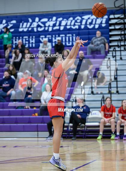 Thumbnail 3 in Juanita vs Liberty photogallery.