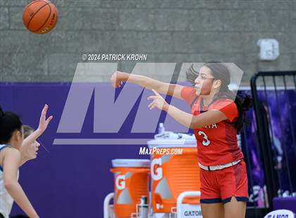 Thumbnail 3 in Juanita vs Liberty photogallery.