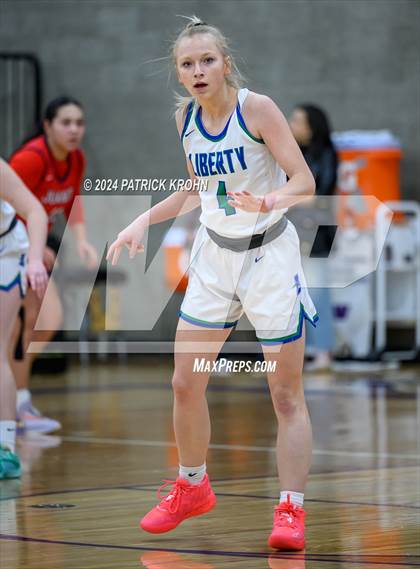 Thumbnail 3 in Juanita vs Liberty photogallery.