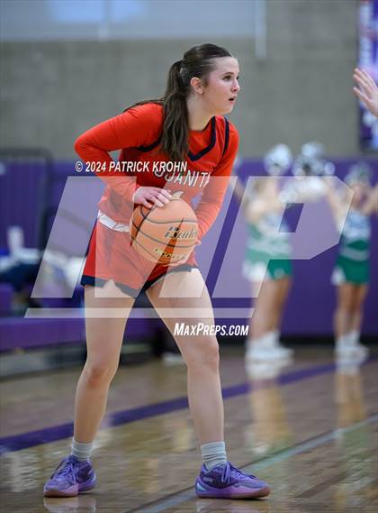 Thumbnail 3 in Juanita vs Liberty photogallery.