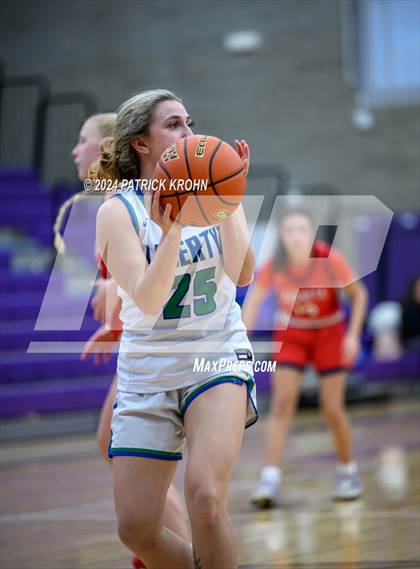 Thumbnail 3 in Juanita vs Liberty photogallery.