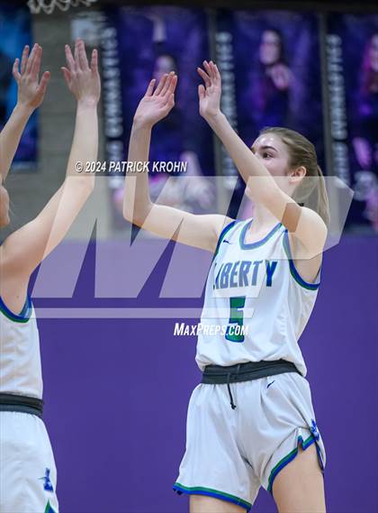 Thumbnail 3 in Juanita vs Liberty photogallery.