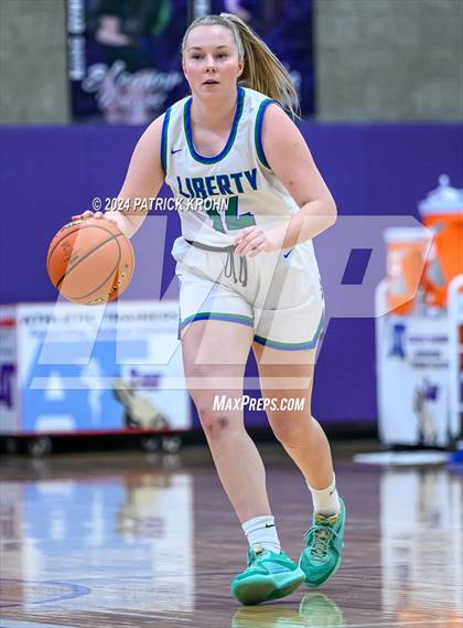 Thumbnail 2 in Juanita vs Liberty photogallery.