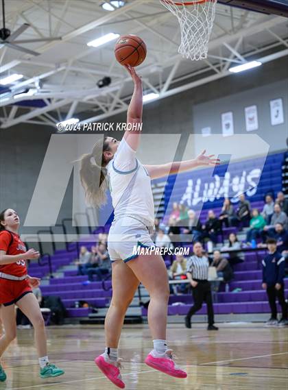 Thumbnail 3 in Juanita vs Liberty photogallery.