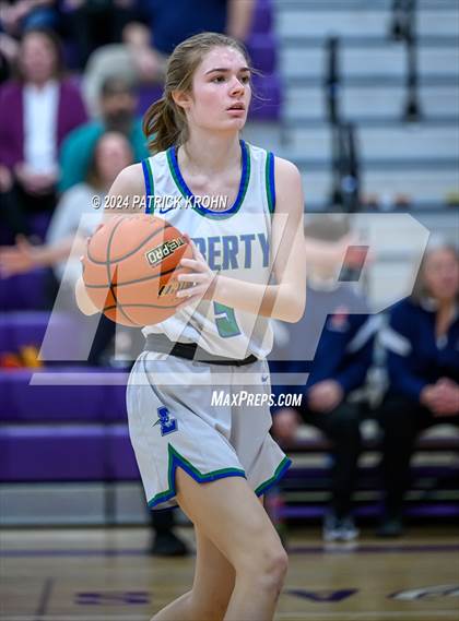 Thumbnail 2 in Juanita vs Liberty photogallery.
