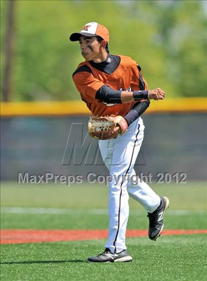 Thumbnail 1 in Lancaster @ West Mesquite photogallery.