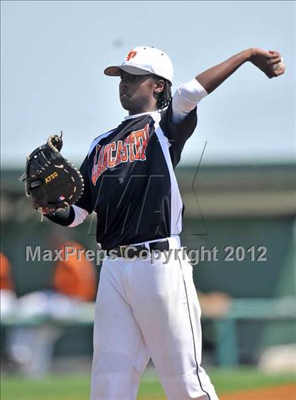 Thumbnail 3 in Lancaster @ West Mesquite photogallery.