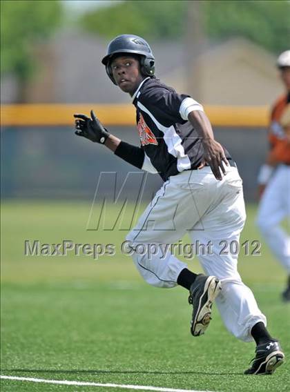 Thumbnail 3 in Lancaster @ West Mesquite photogallery.