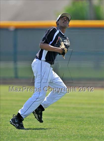 Thumbnail 3 in Lancaster @ West Mesquite photogallery.