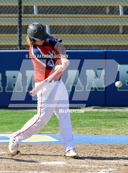 Thumbnail 2 in Beyer @ Tulare Western photogallery.