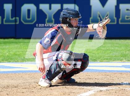 Thumbnail 1 in Beyer @ Tulare Western photogallery.