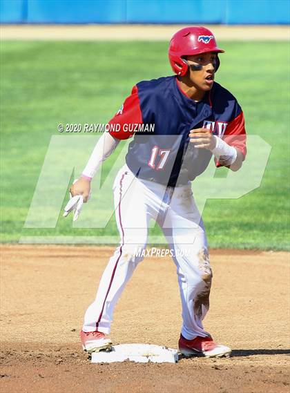 Thumbnail 1 in Beyer @ Tulare Western photogallery.