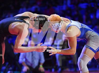 Thumbnail 1 in UIL 6A State Championships 138 lb Finals photogallery.