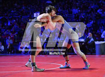 Thumbnail 3 in UIL 6A State Championships 138 lb Finals photogallery.