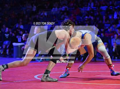 Thumbnail 3 in UIL 6A State Championships 138 lb Finals photogallery.