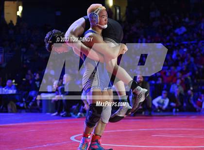 Thumbnail 1 in UIL 6A State Championships 138 lb Finals photogallery.