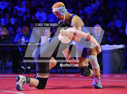 Thumbnail 2 in UIL 6A State Championships 138 lb Finals photogallery.