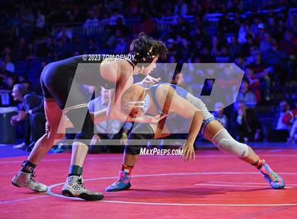 Thumbnail 2 in UIL 6A State Championships 138 lb Finals photogallery.